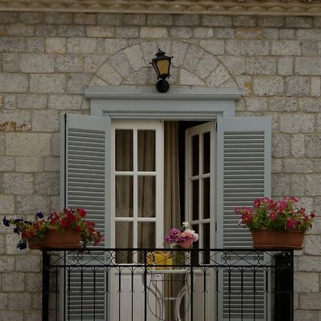 Guesthouse Corali هيدرا المظهر الخارجي الصورة