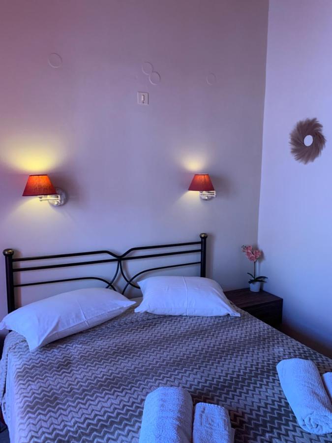 Guesthouse Corali هيدرا المظهر الخارجي الصورة