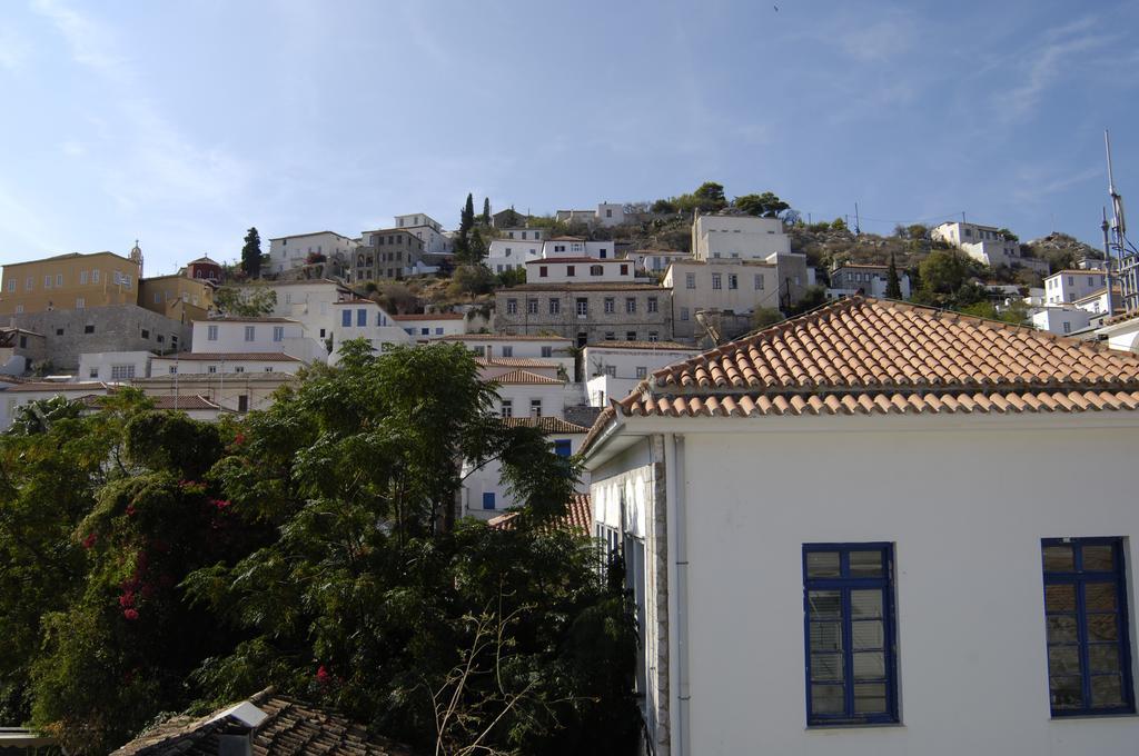 Guesthouse Corali هيدرا المظهر الخارجي الصورة