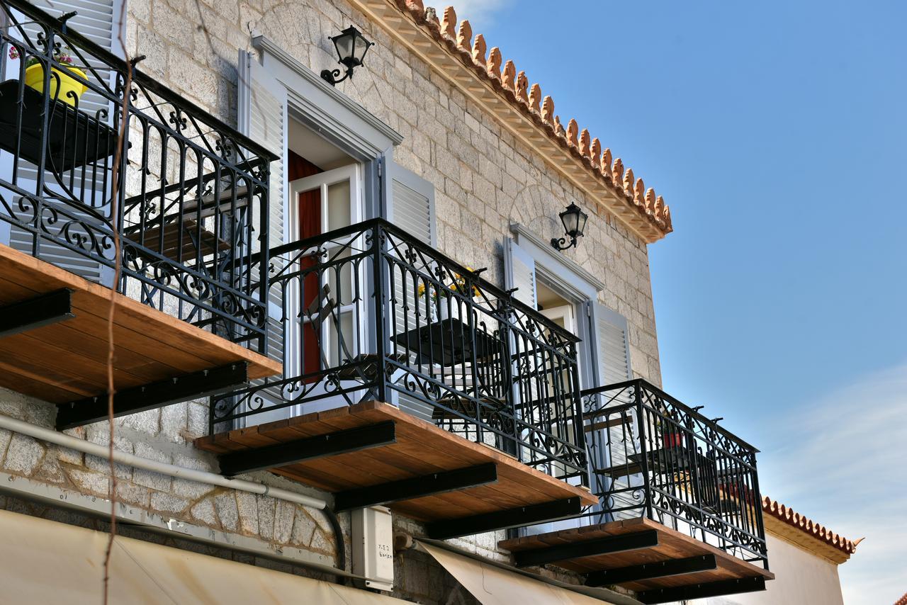 Guesthouse Corali هيدرا المظهر الخارجي الصورة