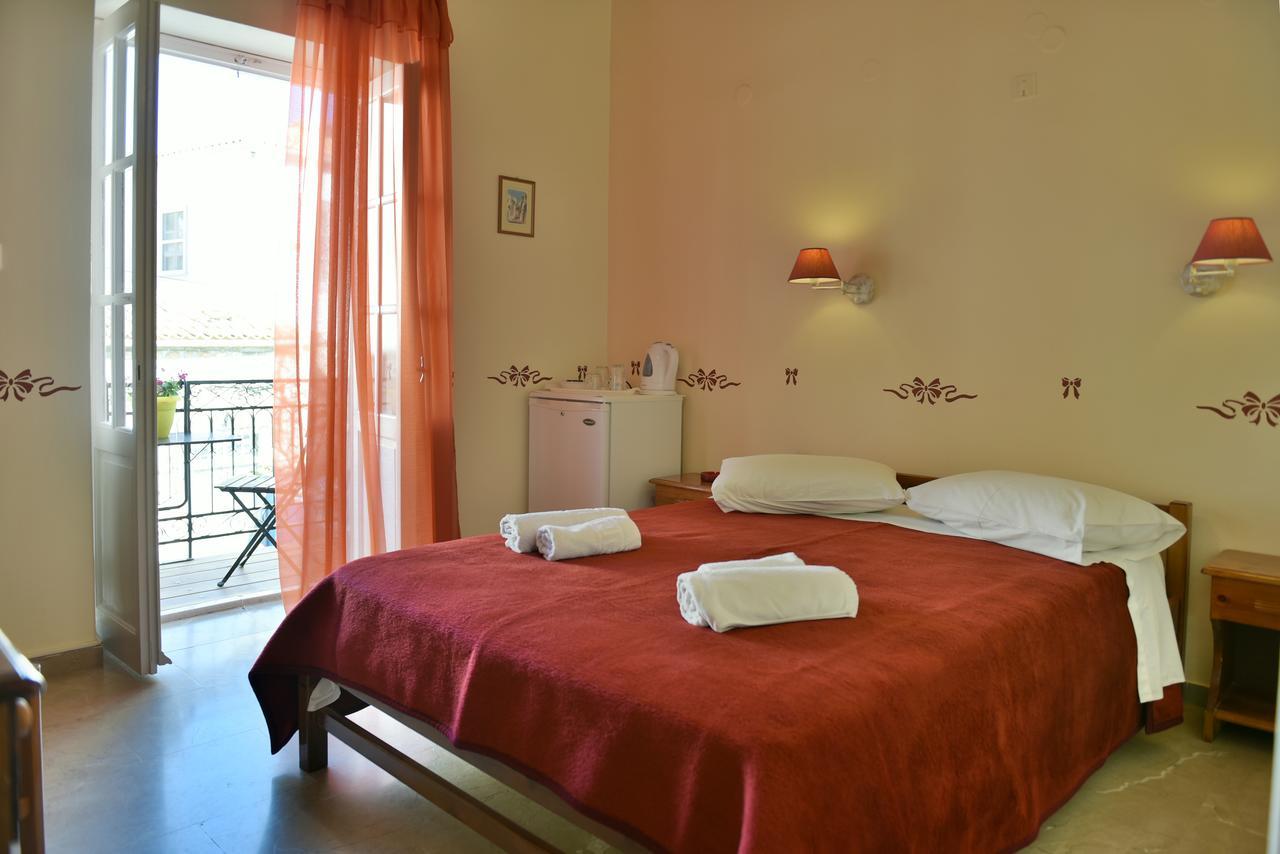 Guesthouse Corali هيدرا المظهر الخارجي الصورة
